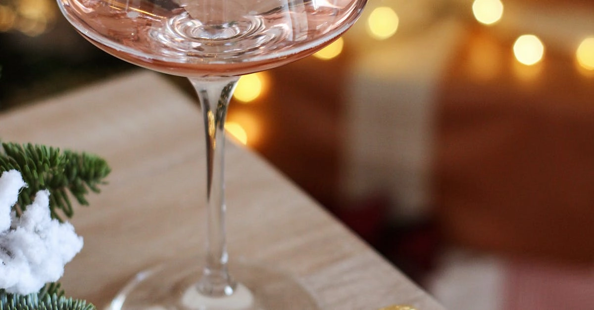 Яркая вышивка конфетных мотивов Sweet Bonanza на канве